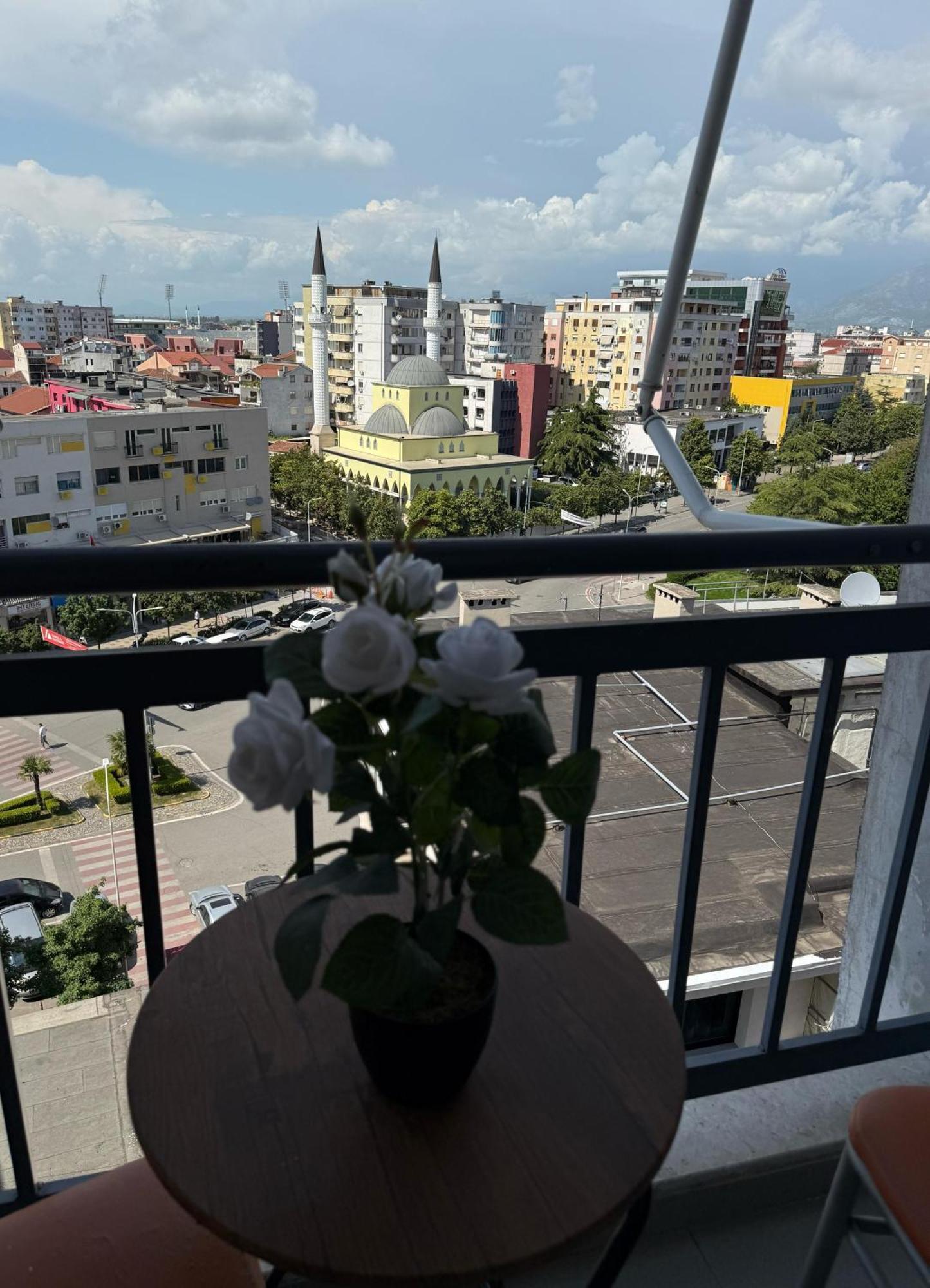 Amy'S Luxury Appartment Shkodër Exterior foto